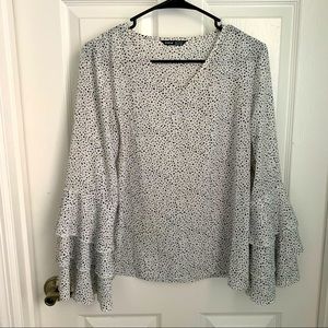 3/$10 polka dot bell sleeve top